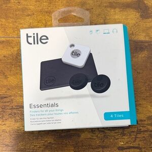 Tile Essentials 4-Pack Bluetooth Trackers - White and Black